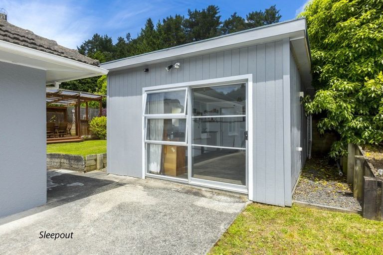 Photo of property in 77 Raukawa Street, Stokes Valley, Lower Hutt, 5019