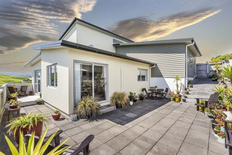 Photo of property in 71 Saint Ives Drive, Camborne, Porirua, 5026