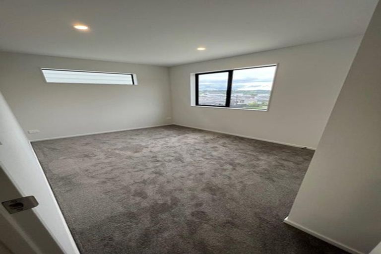 Photo of property in 1b Matakohe Road, Westgate, Auckland, 0814