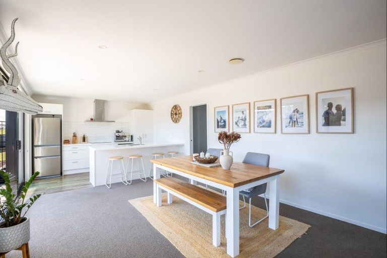 Photo of property in 17 Jersey Place, Bell Block, New Plymouth, 4312