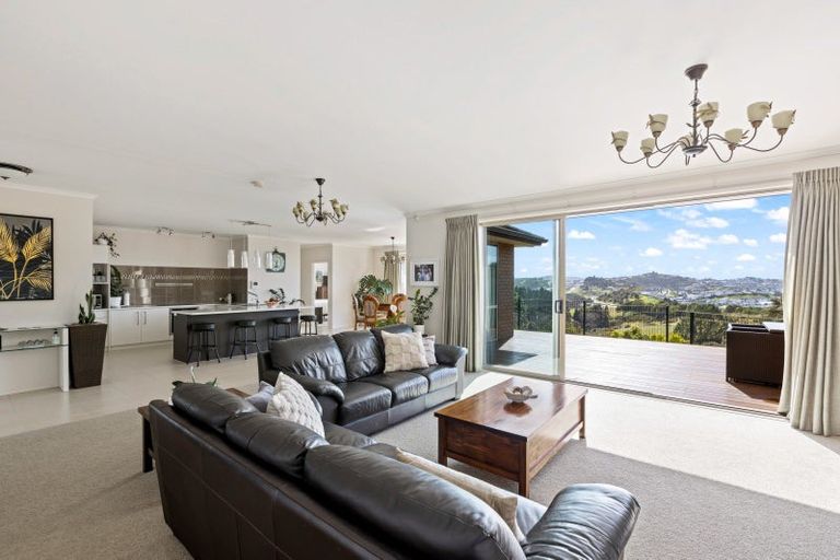 Photo of property in 19b Kowhai Road, Wainui, Silverdale, 0992