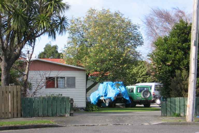 Photo of property in 5 Farrier Grove, Featherston, 5710