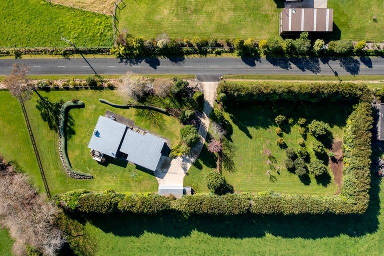 Photo of property in 172 Kaipikari Road Upper, Urenui, 4375