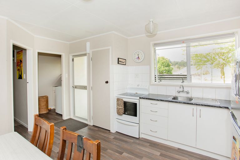 Photo of property in 3 Campbell Street, Mangapapa, Gisborne, 4010