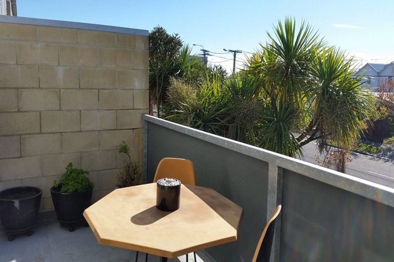 Photo of property in 142 Purchas Street, Edgeware, Christchurch, 8013