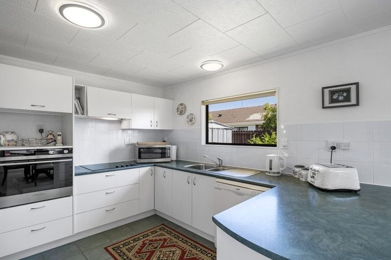Photo of property in 42b Hatton Road, Orewa, 0931