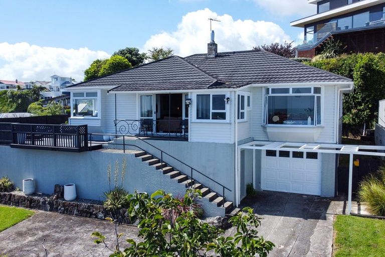 Photo of property in 50 Calvert Road, Lynmouth, New Plymouth, 4310