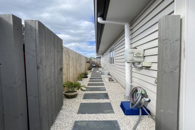 Photo of property in 9 Kutukutu Street, Takanini, 2112