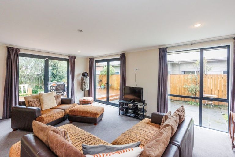 Photo of property in 4 Northbrook Court, Roslyn, Palmerston North, 4414