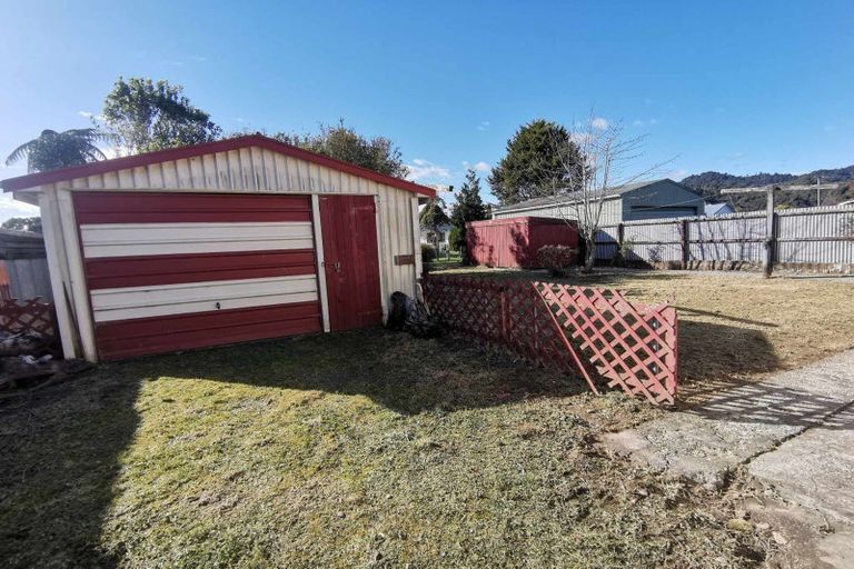 Photo of property in 50 Moorhouse Street, Ross, 7812