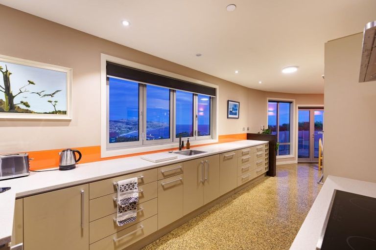 Photo of property in 14 Highgrove, Saint Clair, Dunedin, 9012