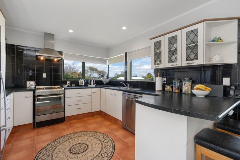 Photo of property in 33 Kahurangi Drive, Rangatira Park, Taupo, 3330