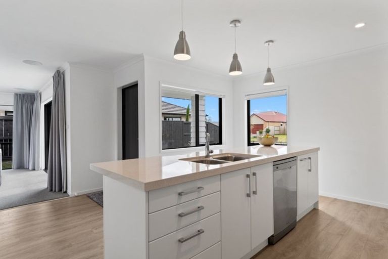 Photo of property in 85 Puhirake Crescent, Pyes Pa, Tauranga, 3112