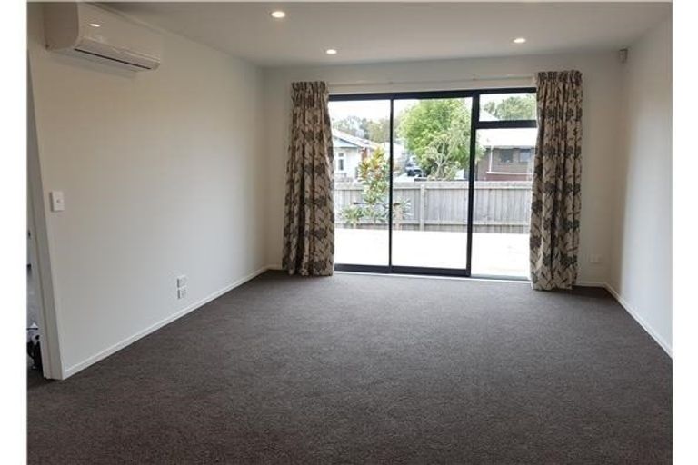 Photo of property in 52 Harvey Terrace, Richmond, Christchurch, 8013