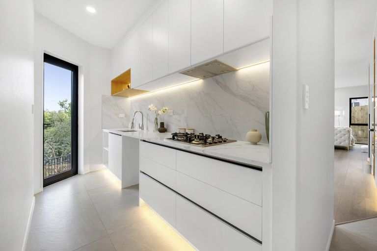 Photo of property in 5 Kakau Lane, Flat Bush, 2019