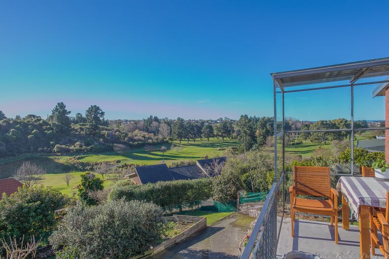 Photo of property in 215 Douglas Street, Highfield, Timaru, 7910