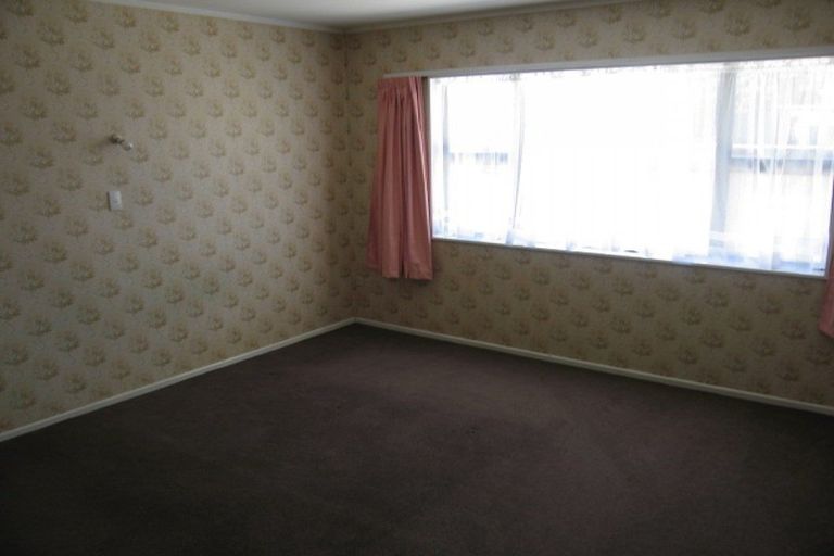 Photo of property in 1 Olympic Court, Palmerston North, 4410