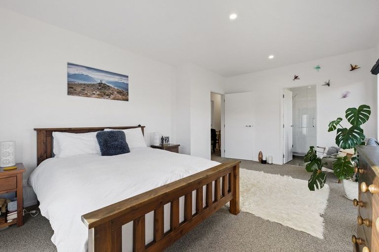 Photo of property in 2 Barclay Place, Wanaka, 9305