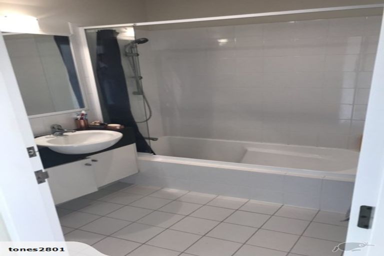 Photo of property in 44b Fairview Crescent, Kelburn, Wellington, 6012