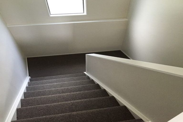 Photo of property in 1/13 Naviti Place, Browns Bay, Auckland, 0630