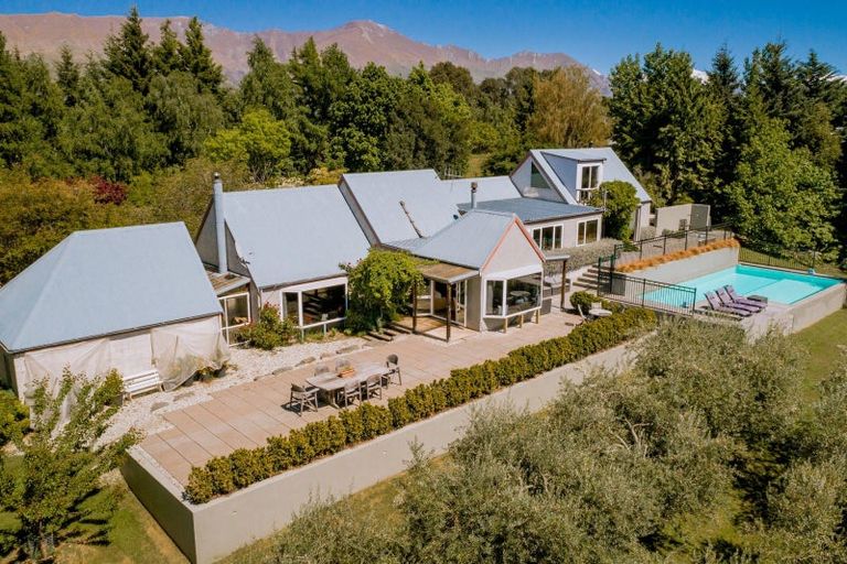 Photo of property in 504 Aubrey Road, Wanaka, 9305