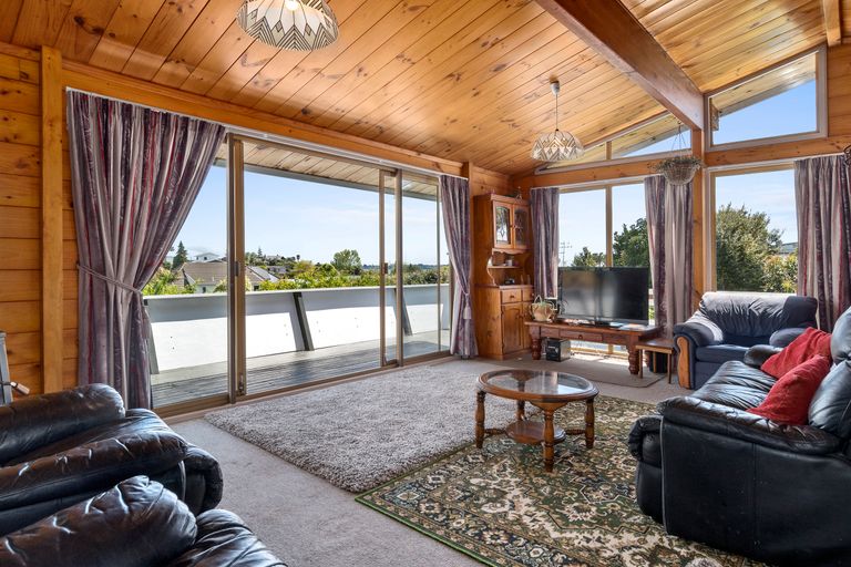 Photo of property in 50 Smiths Road, Matua, Tauranga, 3110