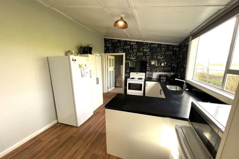 Photo of property in 1 Allan Street, Waiwera South, Clinton, 9584