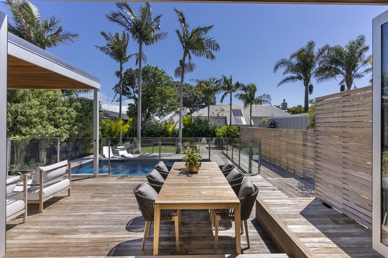 Photo of property in 30 Edgars Road, Westmere, Auckland, 1022