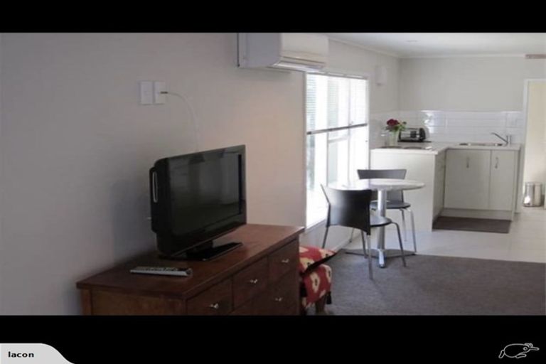 Photo of property in 104 Washington Avenue, Brooklyn, Wellington, 6021