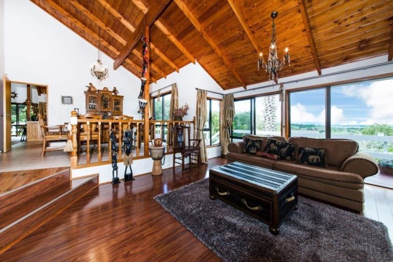 Photo of property in 283 Hill Road, The Gardens, Auckland, 2105