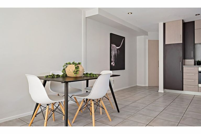 Photo of property in 164a Strickland Street, Sydenham, Christchurch, 8023