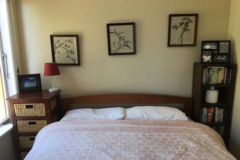 Photo of property in 50 High Street, Island Bay, Wellington, 6023