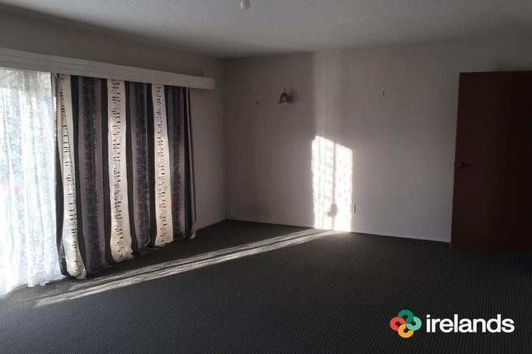 Photo of property in 2/64 Mathesons Road, Phillipstown, Christchurch, 8011