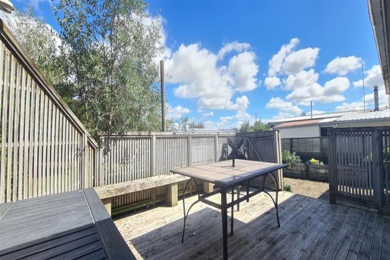 Photo of property in 112 Racecourse Road, Waipukurau, 4200