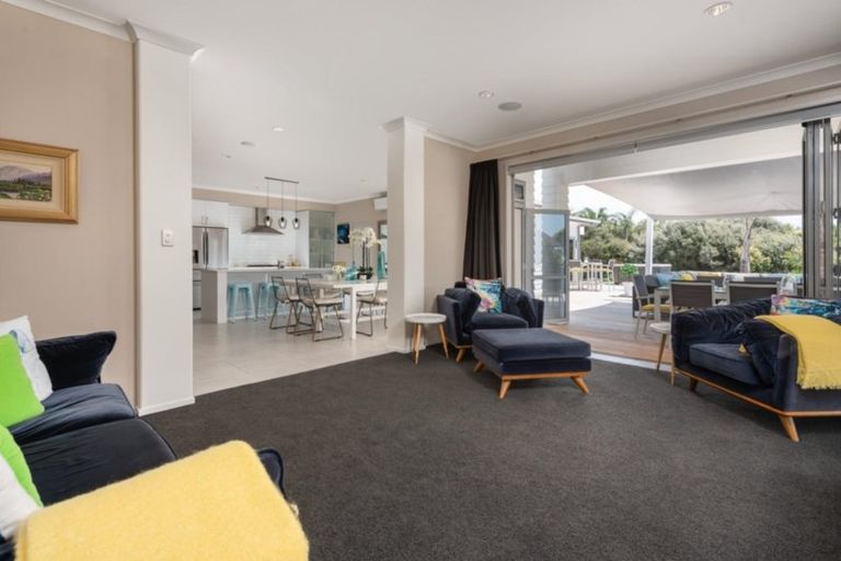 Photo of property in 36 Royal Ascot Drive, Papamoa Beach, Te Puke, 3187