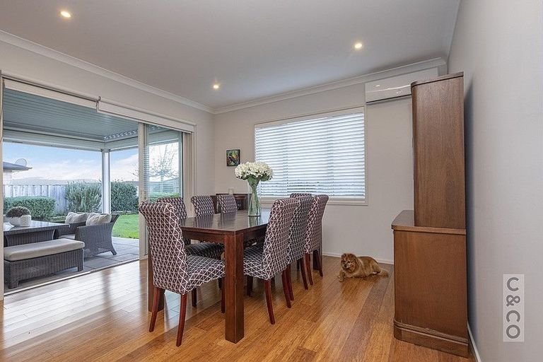 Photo of property in 15 Turpin Road, Riverhead, 0820