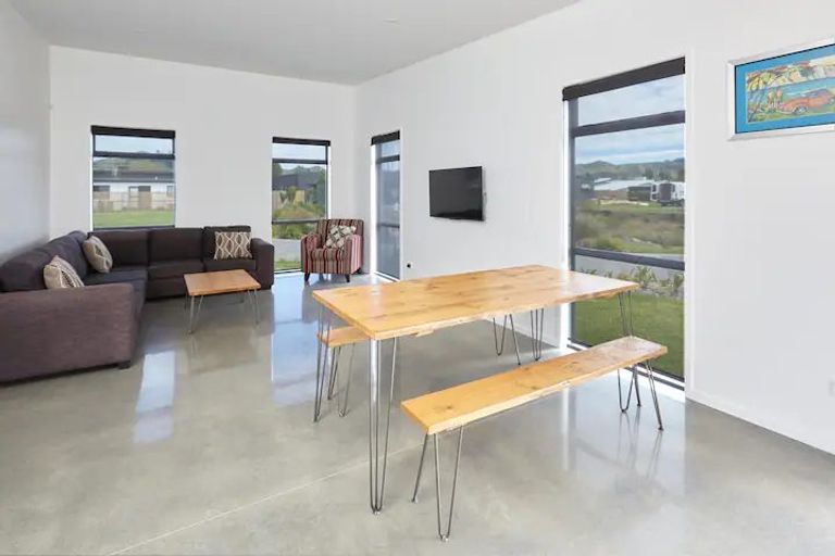 Photo of property in 2 Beau Lane, Waihi Beach, 3611