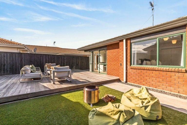 Photo of property in 2 Aldermen Avenue, Papamoa Beach, Papamoa, 3118