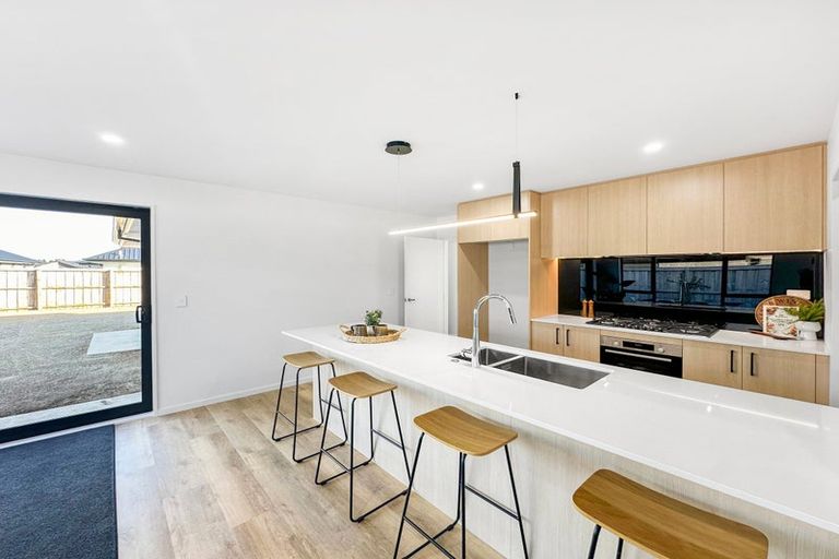 Photo of property in 2 Pitchford Lane, Rolleston, 7614