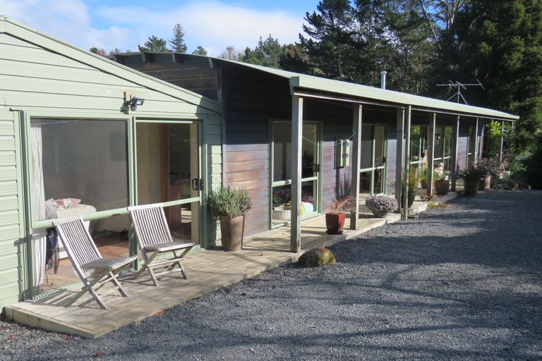 Photo of property in 28 Tanekaha Lane, Kerikeri, 0294