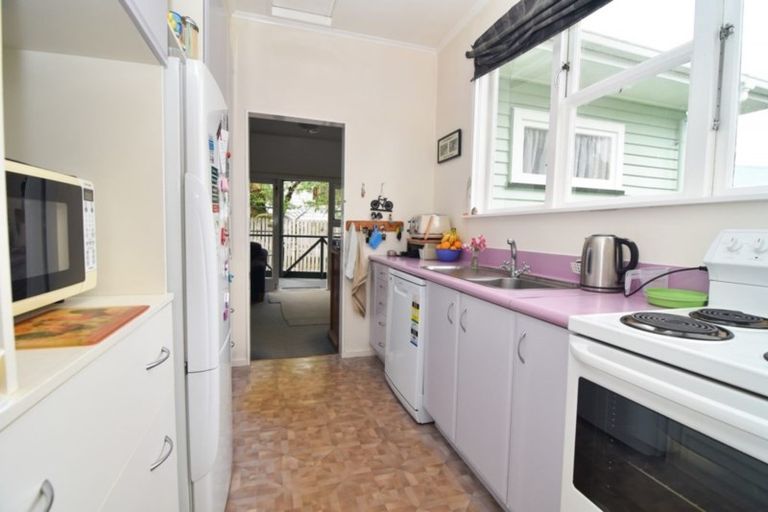 Photo of property in 145 Main Street, Greytown, 5712