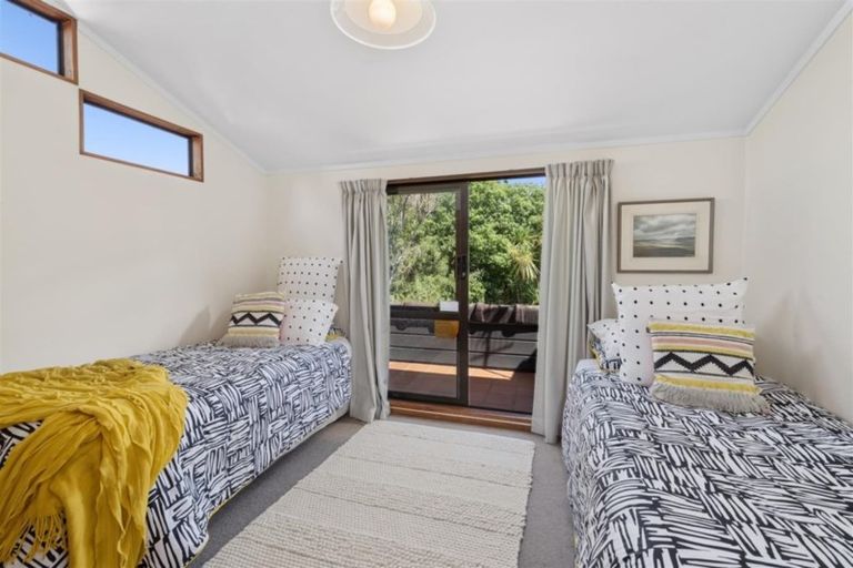 Photo of property in 12 Kaihu Street, Northcote, Auckland, 0627