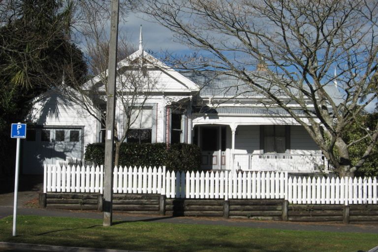 Photo of property in 12 Piako Road, Claudelands, Hamilton, 3214