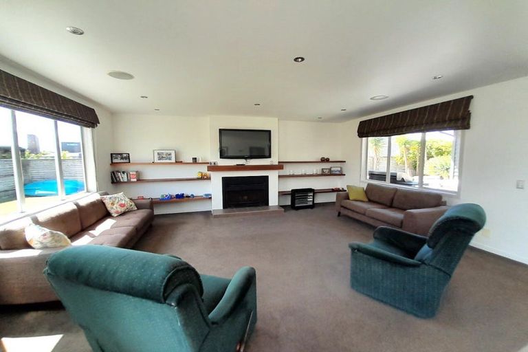 Photo of property in 128 Harbour Drive, Matarangi, Whitianga, 3592