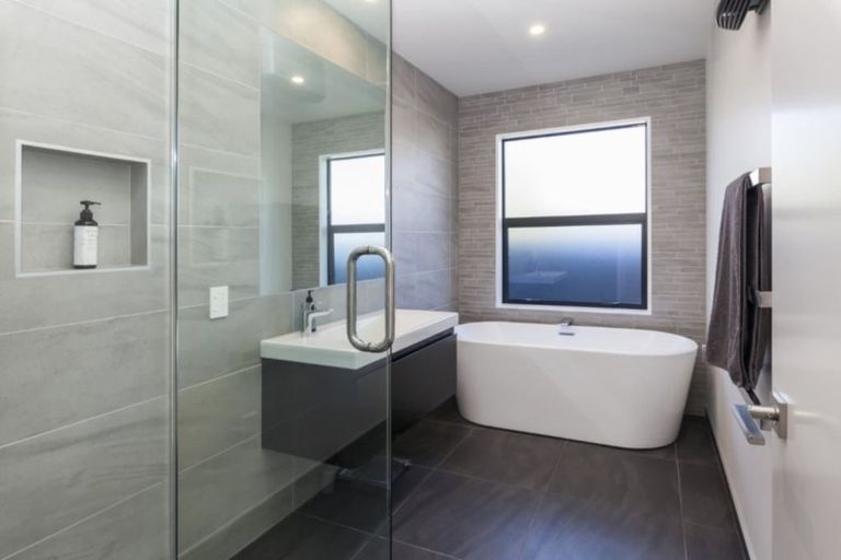 Photo of property in 155 Ilam Road, Ilam, Christchurch, 8041