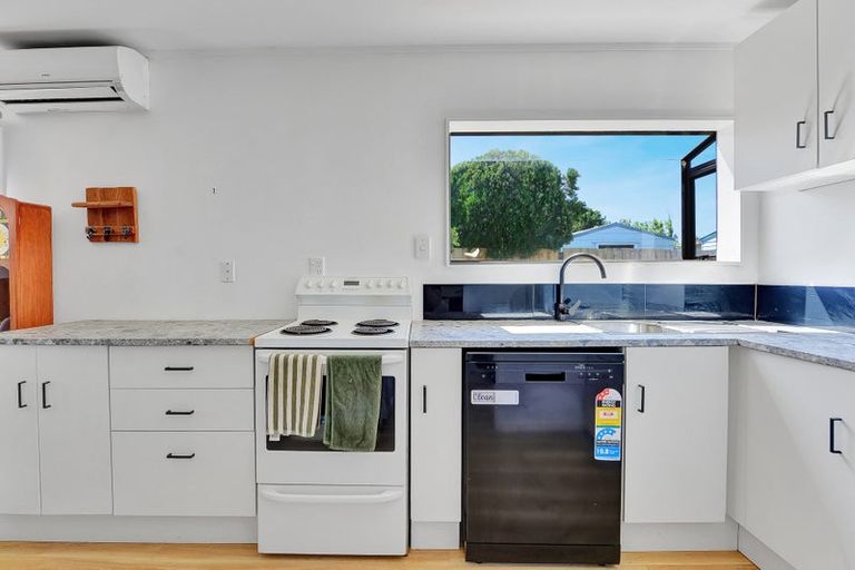 Photo of property in 20b Crawshaw Drive, Nawton, Hamilton, 3200