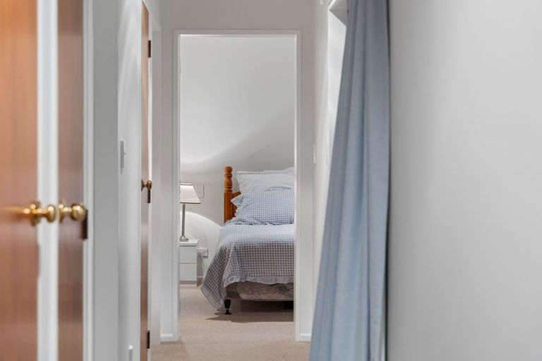 Photo of property in 13 Atua Street, Waikanae Beach, Waikanae, 5036