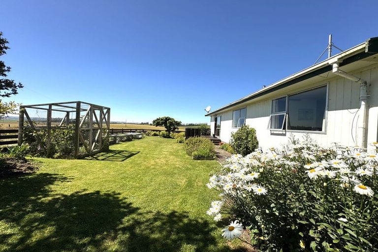 Photo of property in 86 Totara Island Road, Clifton, Balclutha, 9273