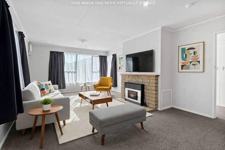 Photo of property in 6 Rutland Place, Milson, Palmerston North, 4414