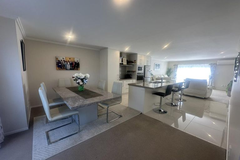 Photo of property in 5 Ashington Road, Silverstream, Upper Hutt, 5019